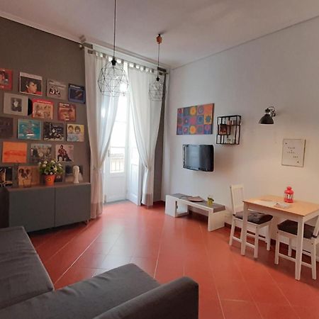 나폴리 La Casa Di Flo 아파트 외부 사진